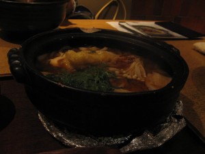 味噌煮込みの鍋焼きうどん